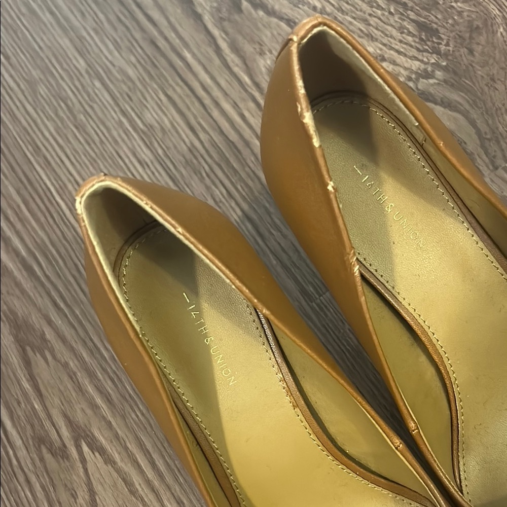Tan Pointed Toe Heels - Picture 3 of 7